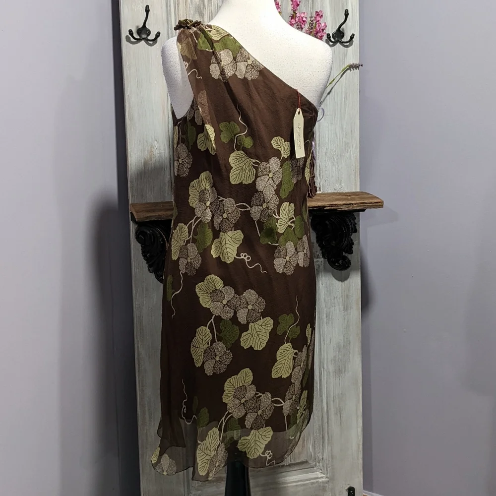 🤎 SOLD 🤎NWT M.S.S.P. brown silk floral one shoulder dress - Picture 3 of 6